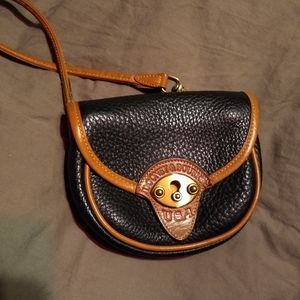 Vintage Dooney and Bourke crossbody leather purse